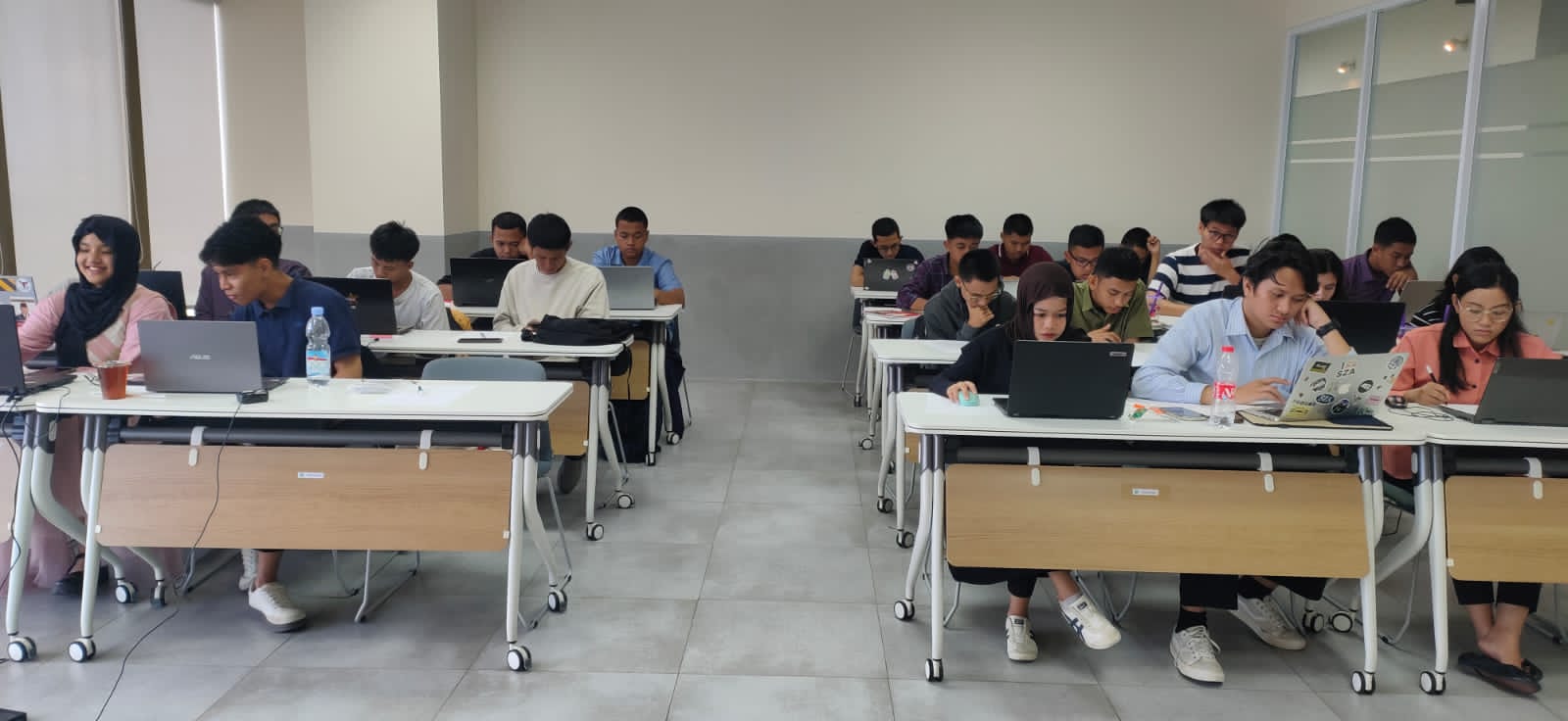 Kalla Institute Gandeng Edu First Indonesia Gelar Try Out UTBK