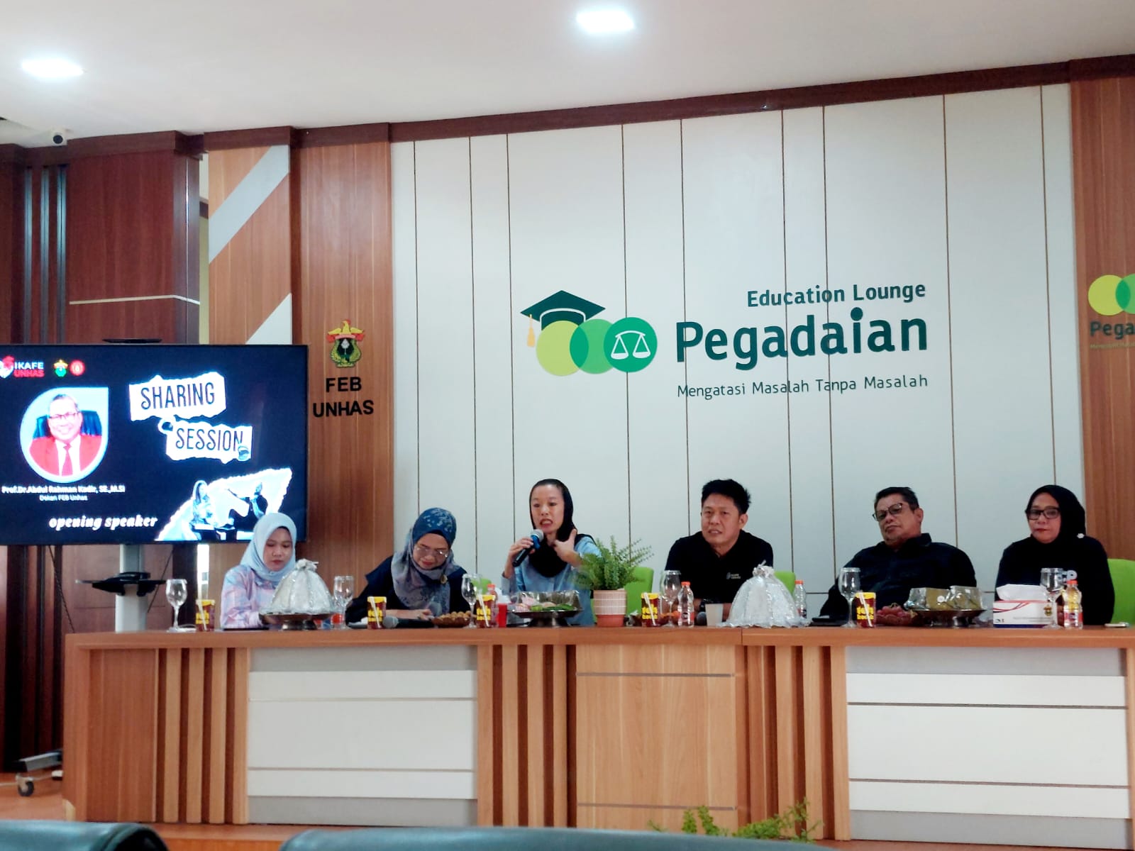 IKAFE UNHAS Gelar Back to Campus Alumni Berbagi Inspirasi Sukses ke Mahasiswa