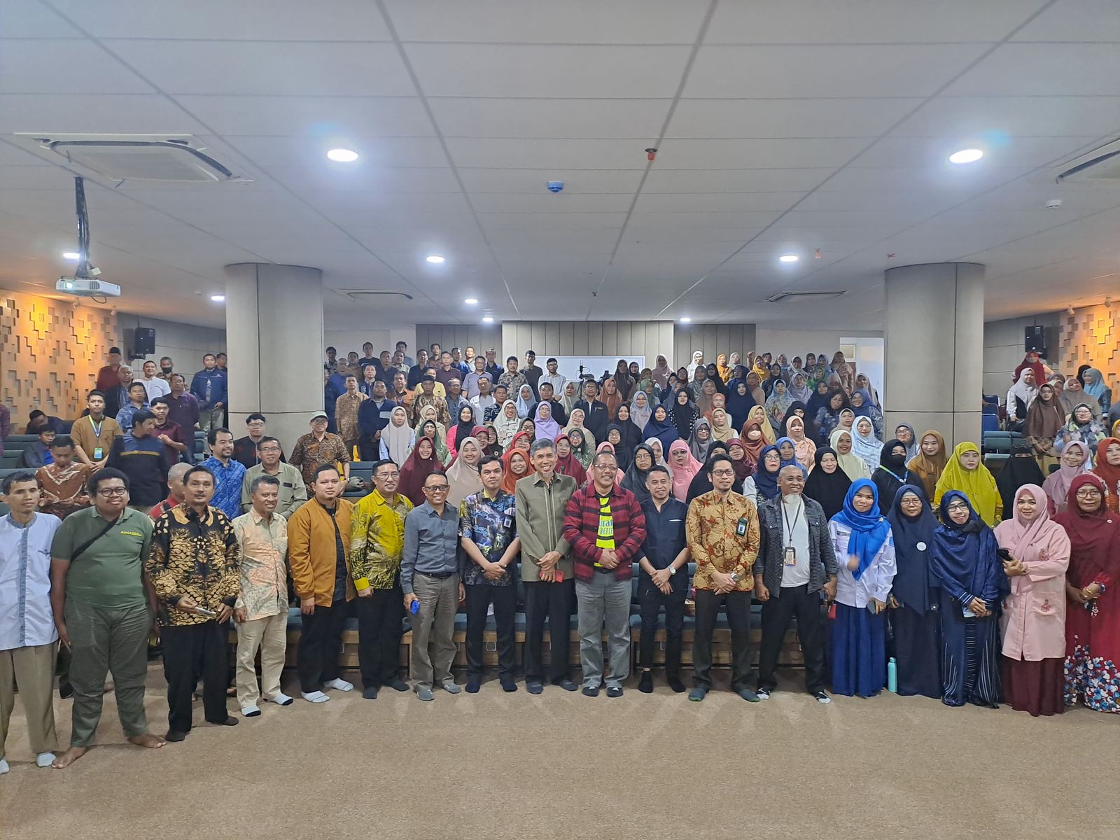 Sekolah Islam Athirah Gelar Edu Conference 2025, Dorong Kolaborasi Pengembangan Mutu Guru