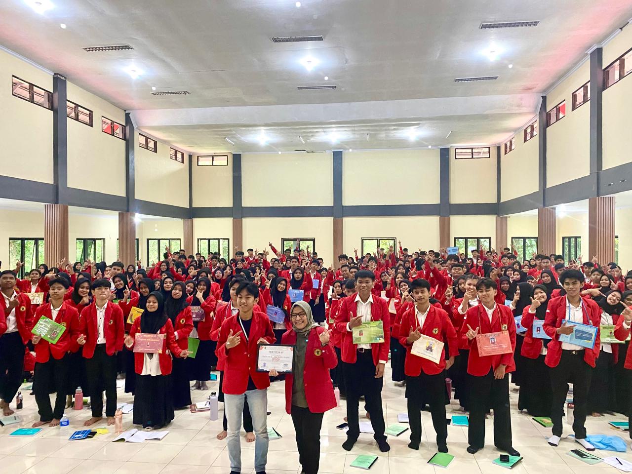 BEM Vokasi Unhas Gelar VOCATION Chapter 4, Perkuat Kepemimpinan dan Solidaritas 453 Mahasiswa
