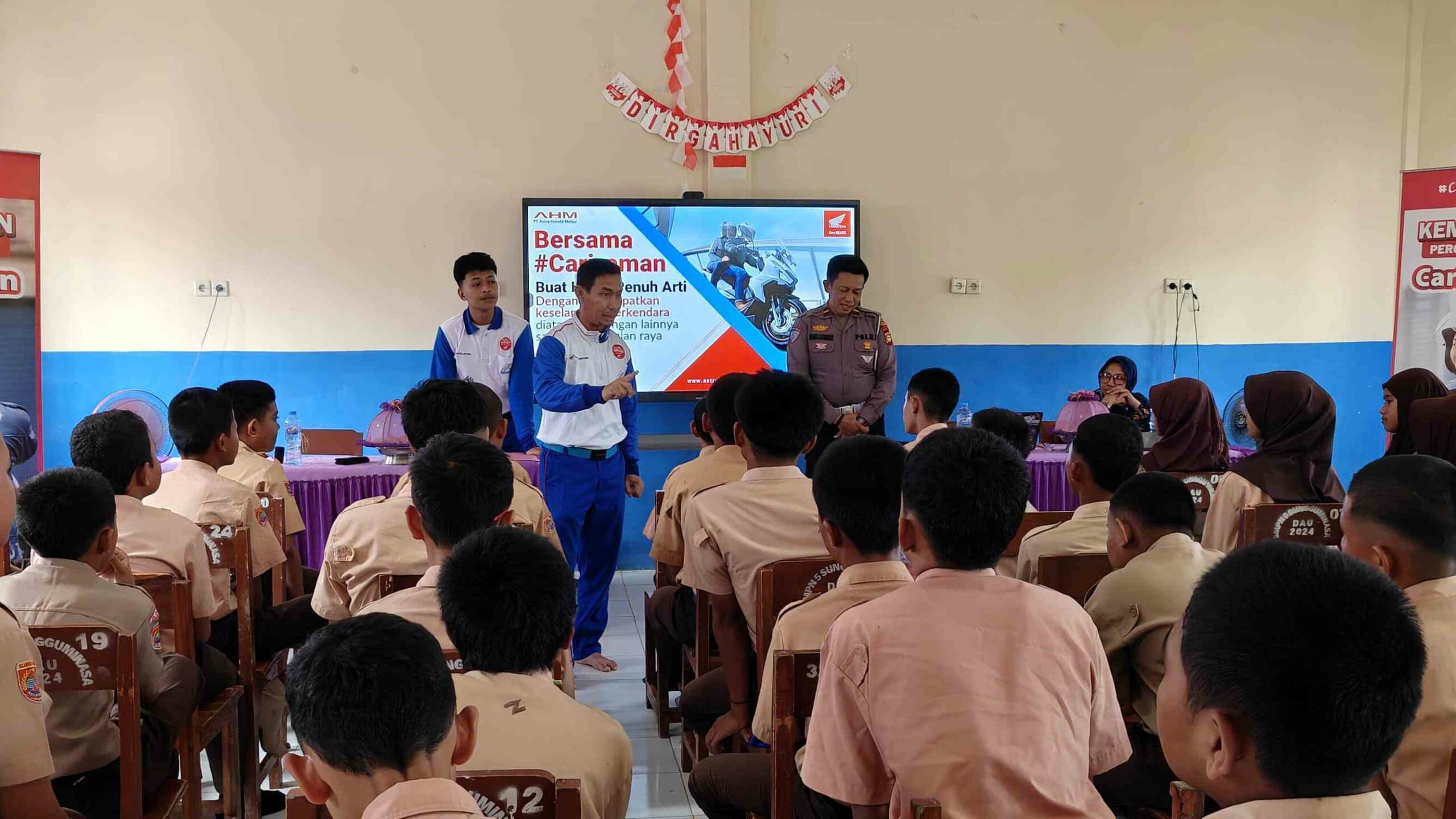 Asmo Sulsel dan Polres Gowa Tanamkan Budaya #Cari_Aman di SMPN 5 Gowa